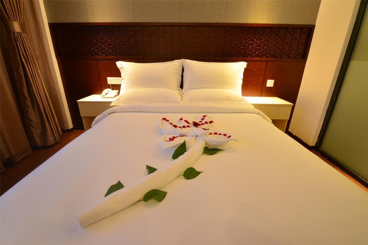 Royal Holiday Hotel Rangun Kültér fotó