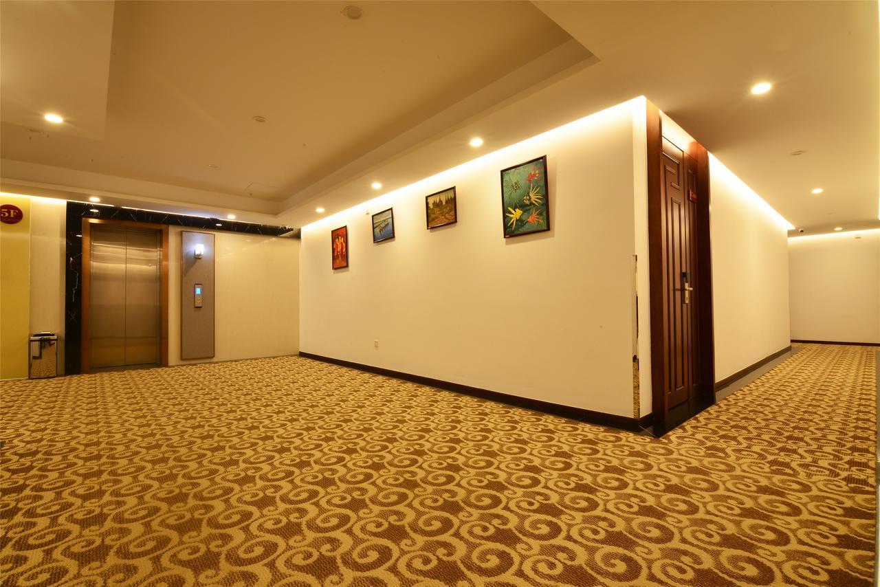 Royal Holiday Hotel Rangun Kültér fotó