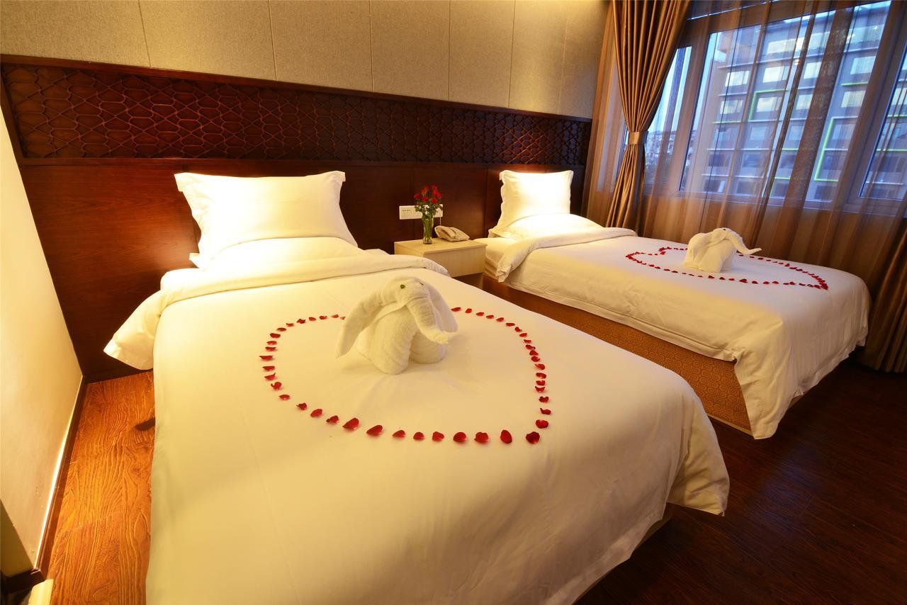 Royal Holiday Hotel Rangun Kültér fotó