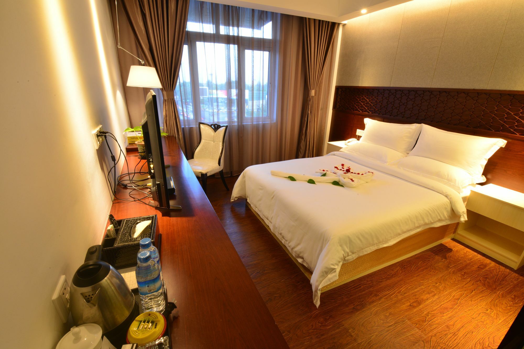 Royal Holiday Hotel Rangun Kültér fotó